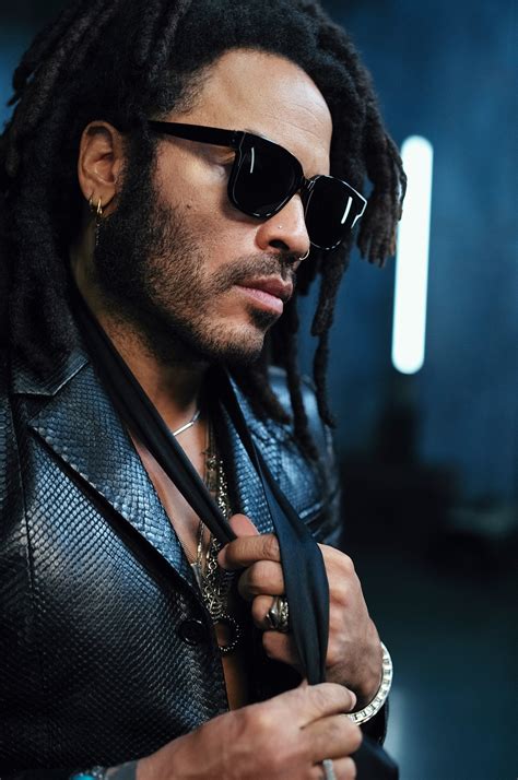 combien mesure yves saint laurent|yves saint laurent lenny kravitz.